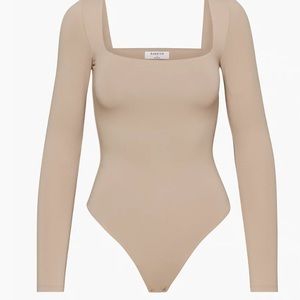 Aritzia contour bodysuit